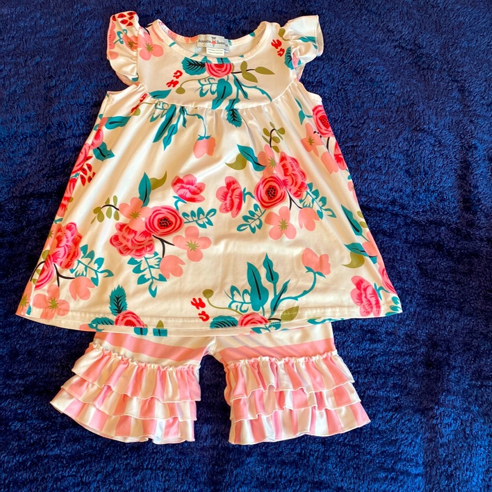 Super cute short set!